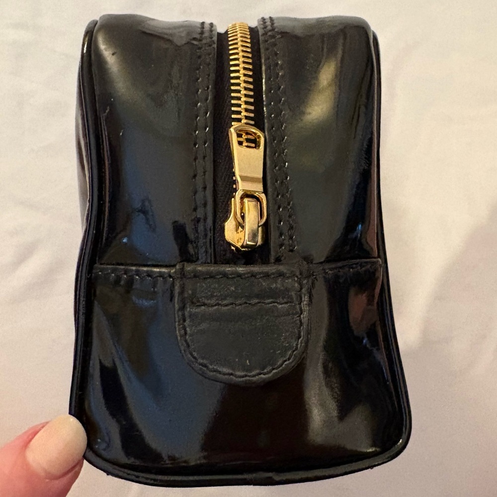 ❌SOLD!❌ CHANEL *As Is* Timeless Black Patent Leather Toiletries Case ULTRA RARE - Picture 12 of 17